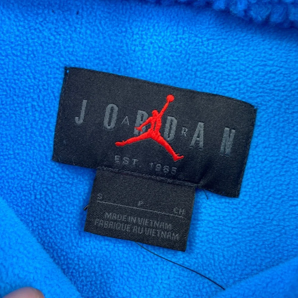 Jordan essentials sherpa